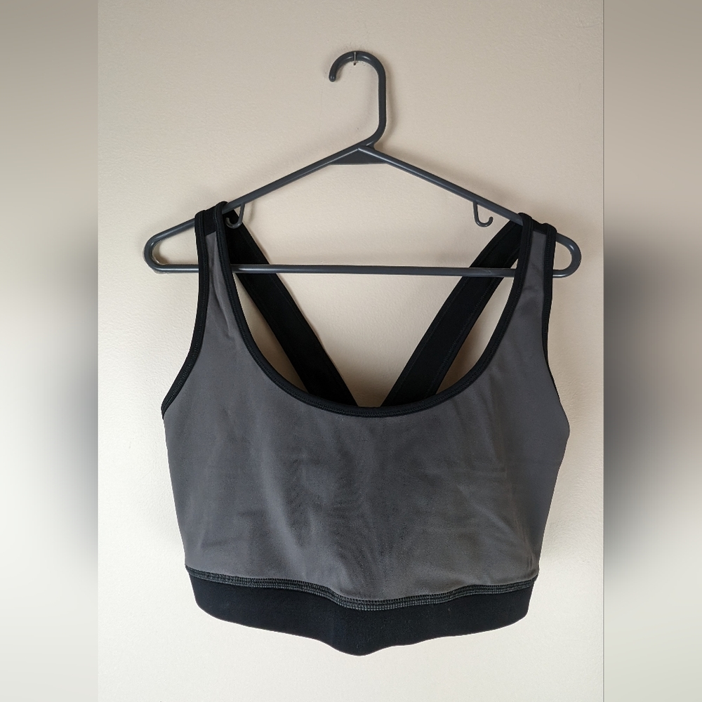 Fourlaps XXL women's sports bra, washed, never worn